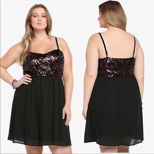 Torrid Sequin Chiffon Skater Dress Size 1 NWT